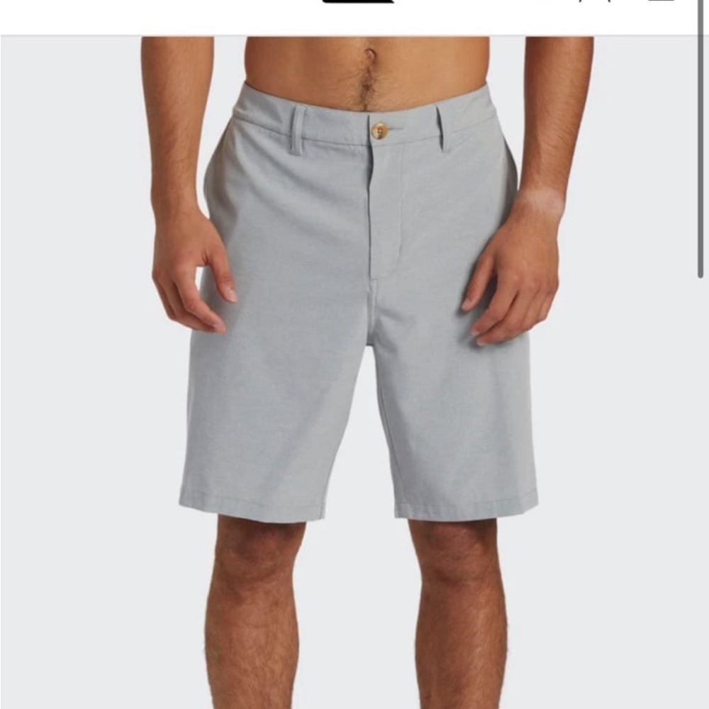QUIKSILVER Amphibian 10” Hybrid Shorts Light Gray Mens Size 30